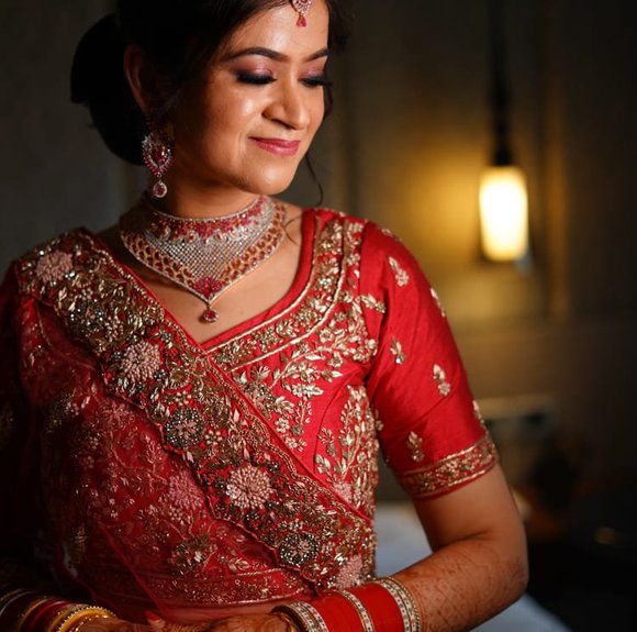 Meet your Posher, Harleen - Picture 1 of 1